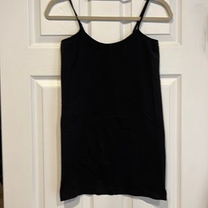 A Pea in the Pod black knit tank top size large